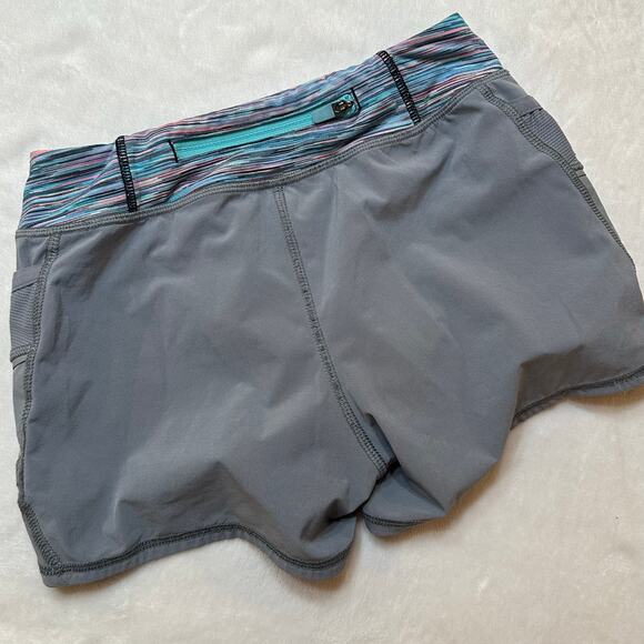Athleta Girl Shorts sz M (8-10) Gray Pull on Shorts Record Breaker Shorts - Picture 2 of 6